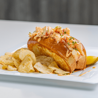 🔥 🌶️ Maine Buffalo Spice Lobster Roll (Warm)